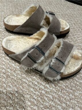 Birkenstock Arizona Shearling Slide in Taupe